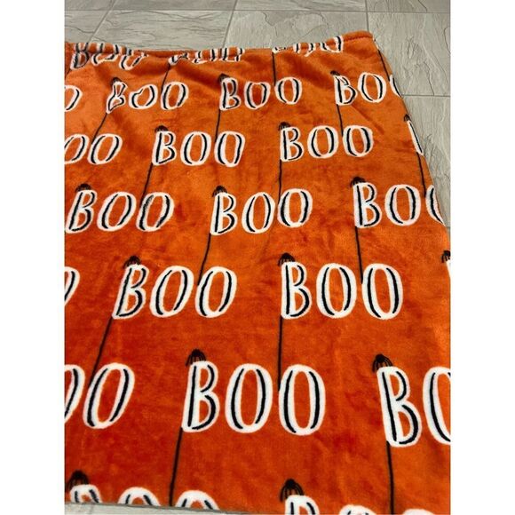 BOO Halloween Holiday Throw Blanket - Picture 2 of 6